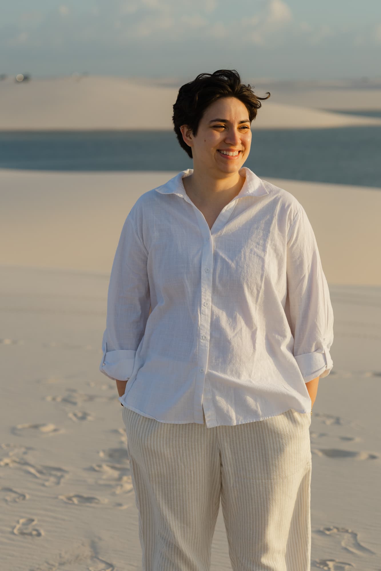 Amana e Julie, close romântico do casal, Santo Amaro, Lençóis Maranhenses