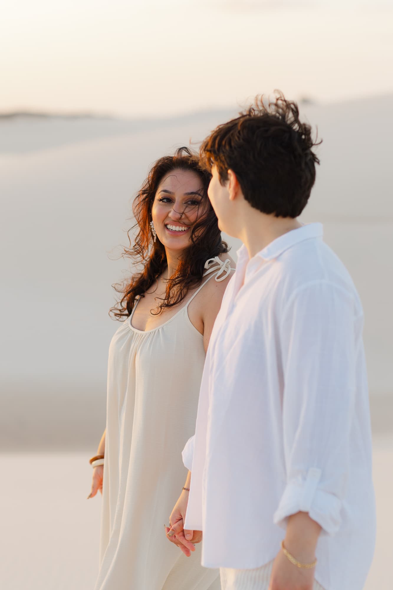 Amana e Julie, ensaio fotográfico nas dunas brancas, Santo Amaro, Lençóis Maranhenses