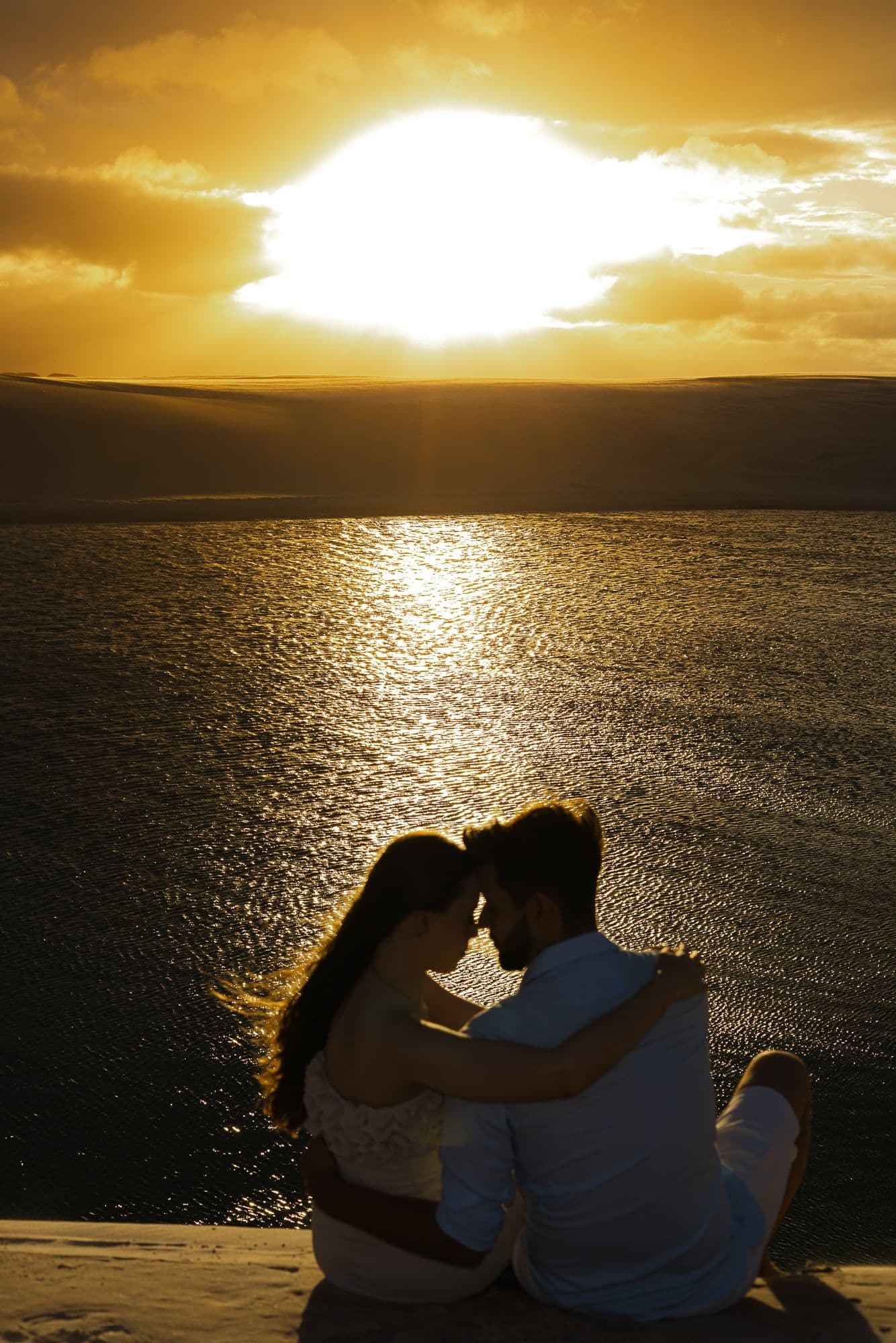 Amanda e Guilherme, ensaio fotográfico nas dunas brancas, Santo Amaro, Lençóis Maranhenses