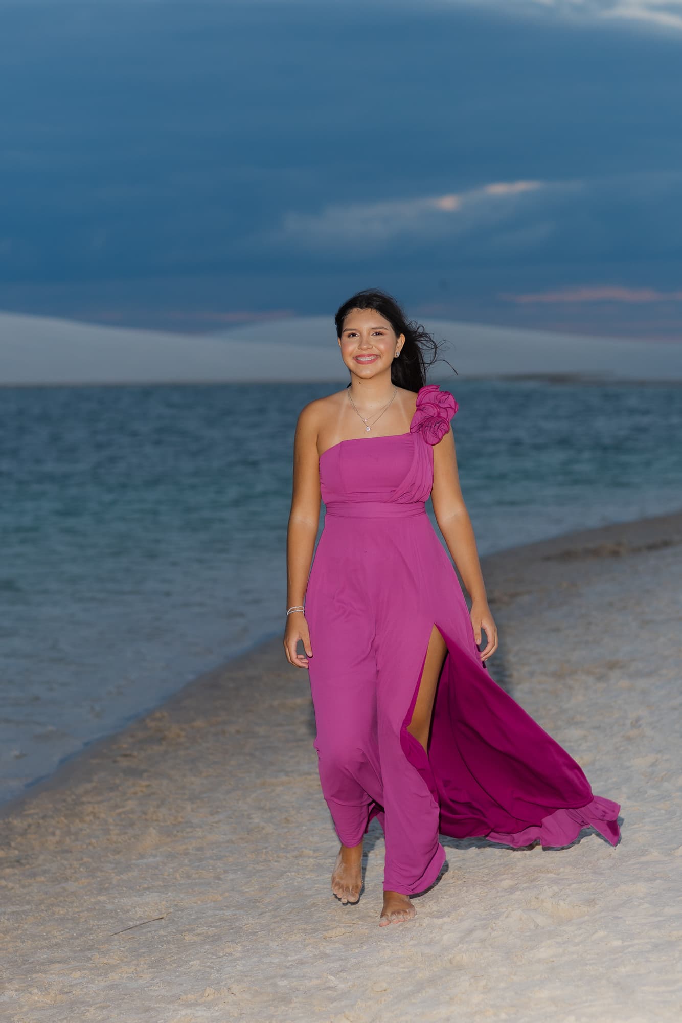 Ana Paula, debutante na luz dourada, Santo Amaro, Lençóis Maranhenses