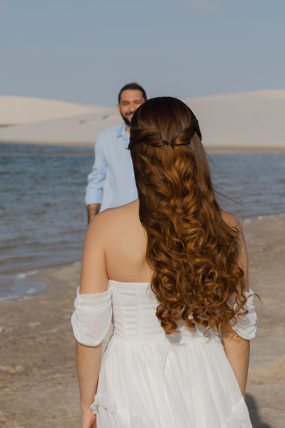 Bethanya e Dyhego, momento de cumplicidade nas dunas, Santo Amaro, Lençóis Maranhenses