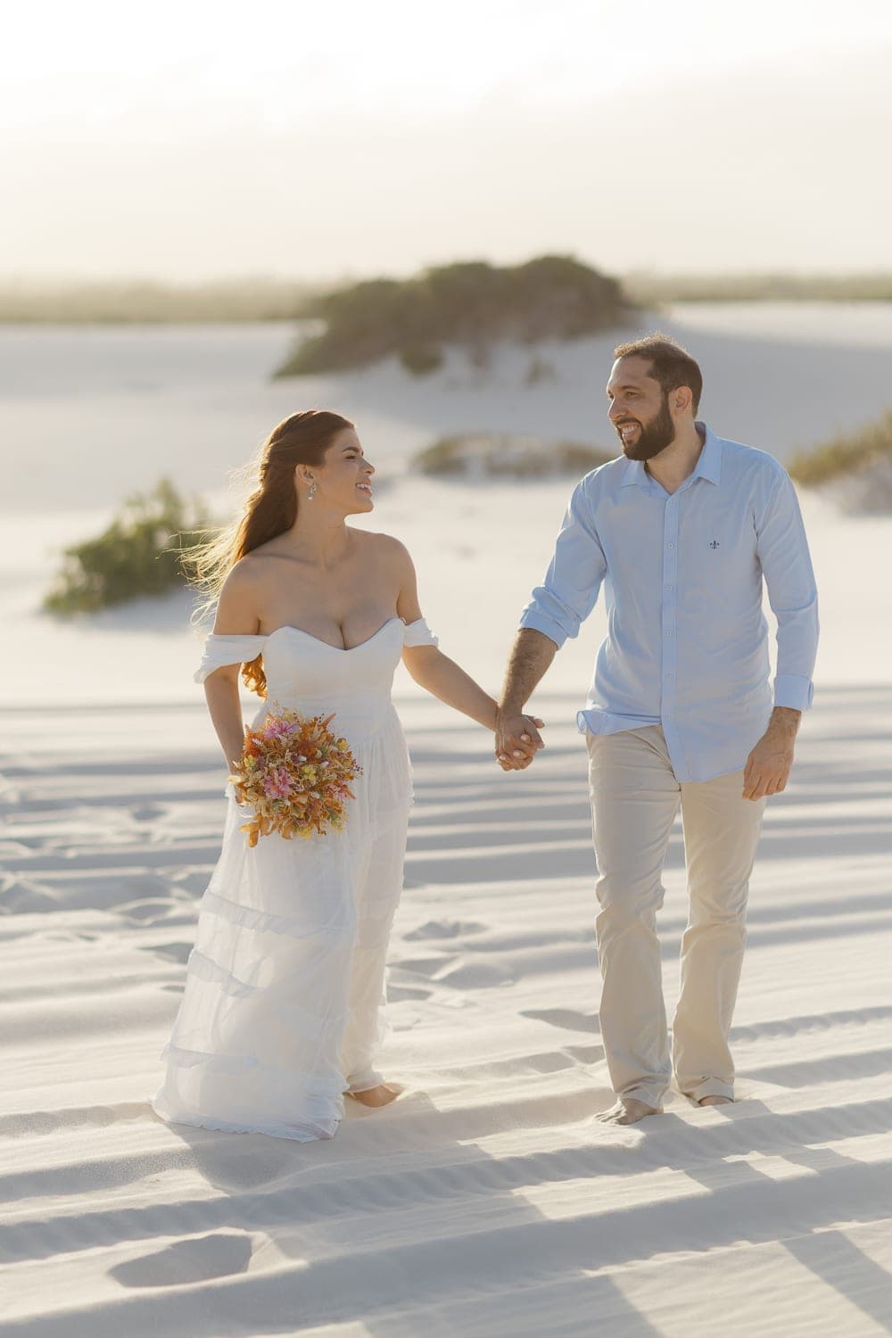 Bethanya e Dyhego, momento de cumplicidade nas dunas, Santo Amaro, Lençóis Maranhenses