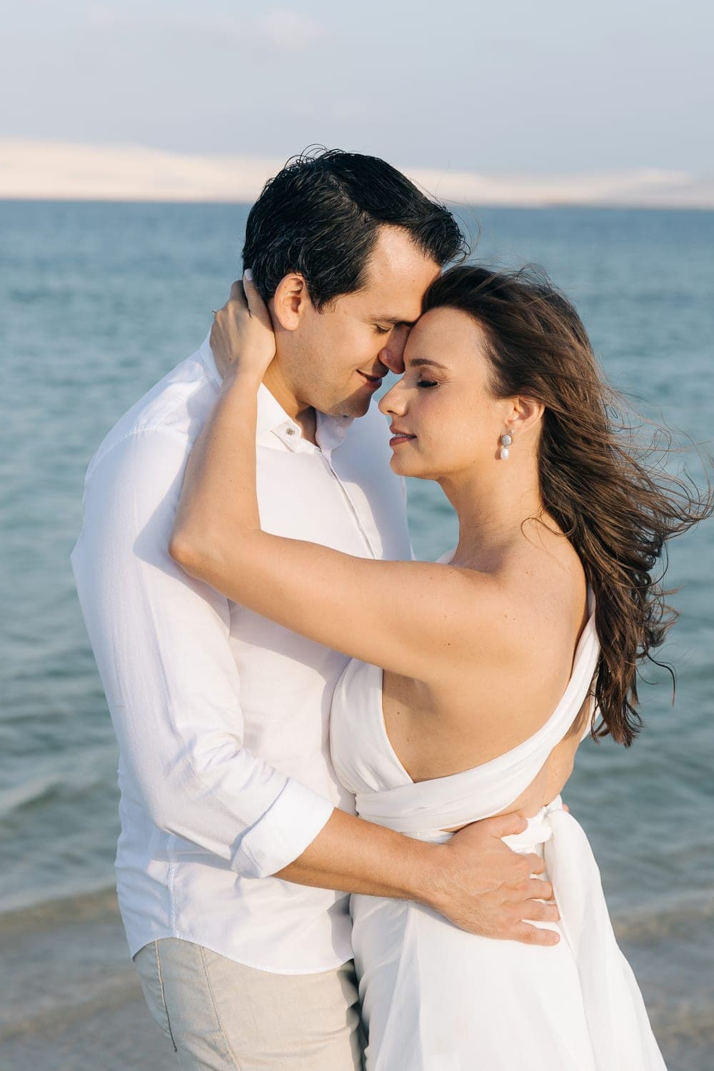 Estefânia e Daniel, momento de cumplicidade nas dunas, Santo Amaro, Lençóis Maranhenses