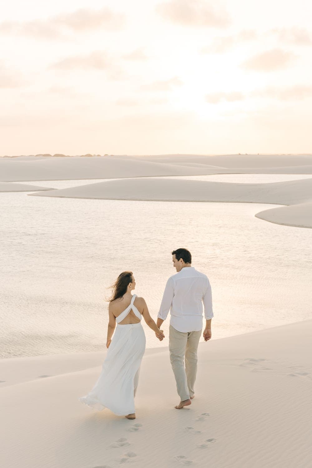 Estefânia e Daniel, retrato nas lagoas cristalinas, Santo Amaro, Lençóis Maranhenses