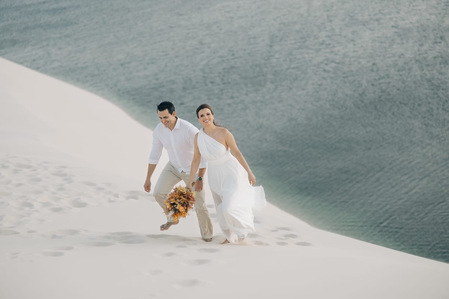 Estefânia e Daniel, momento espontâneo do casal, Santo Amaro, Lençóis Maranhenses
