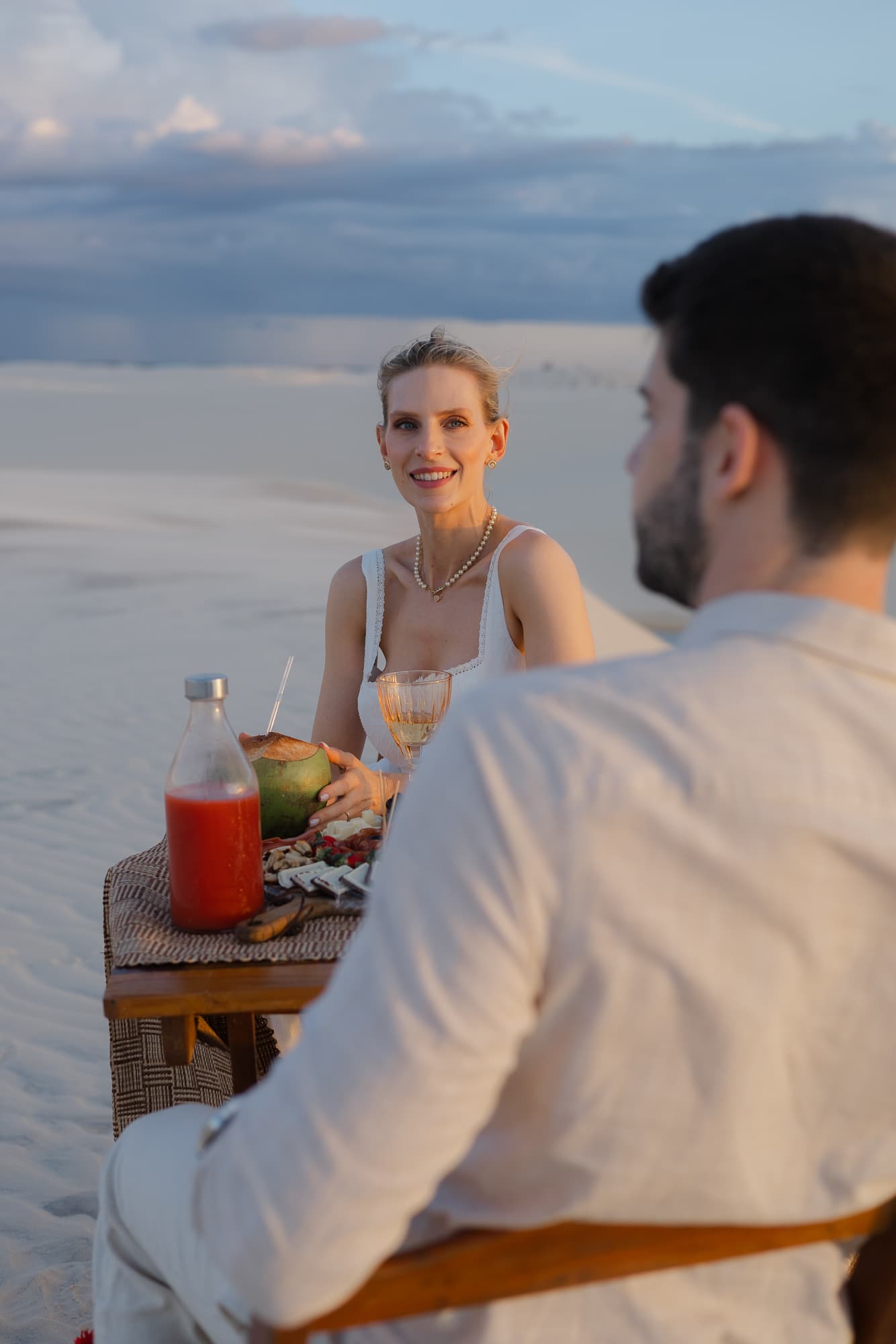 Isabella e Matheus, casal nas lagoas azuis, Atins, Lençóis Maranhenses
