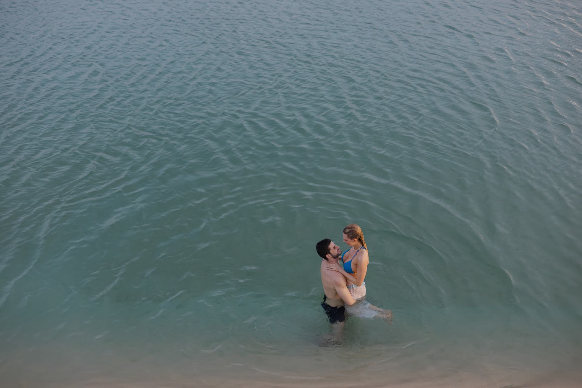 Isabella e Matheus, momento de cumplicidade nas dunas, Atins, Lençóis Maranhenses