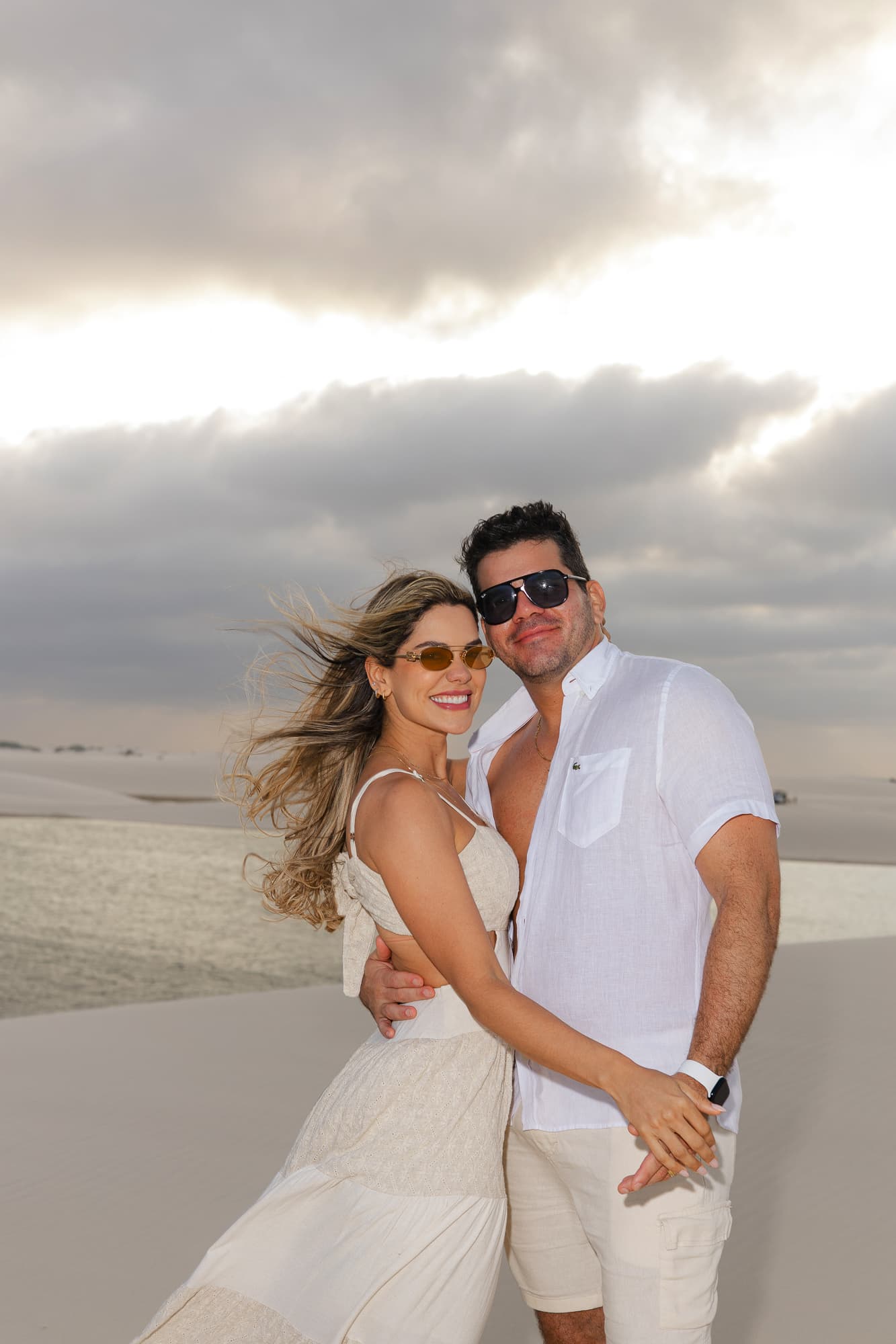 Jéssica e Vitor, retrato ao ar livre nos Lençóis, Santo Amaro, Lençóis Maranhenses
