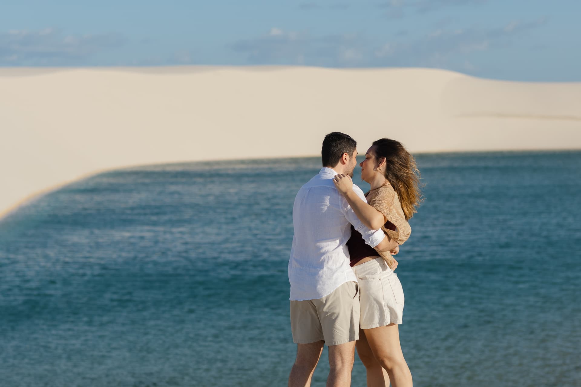 Júlia e Guilherme, momento espontâneo do casal, Atins, Lençóis Maranhenses