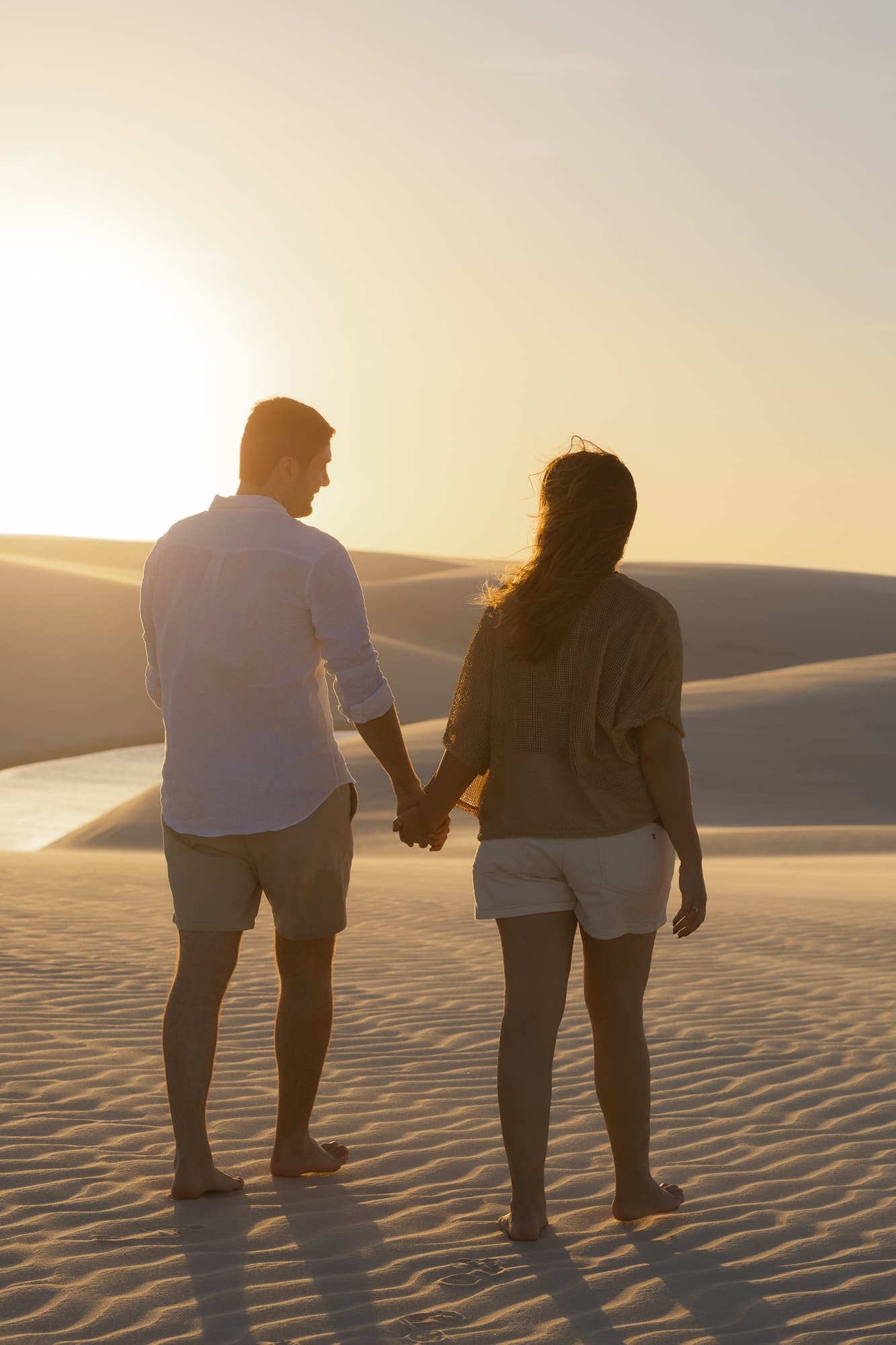 Júlia e Guilherme, retrato ao ar livre nos Lençóis, Atins, Lençóis Maranhenses