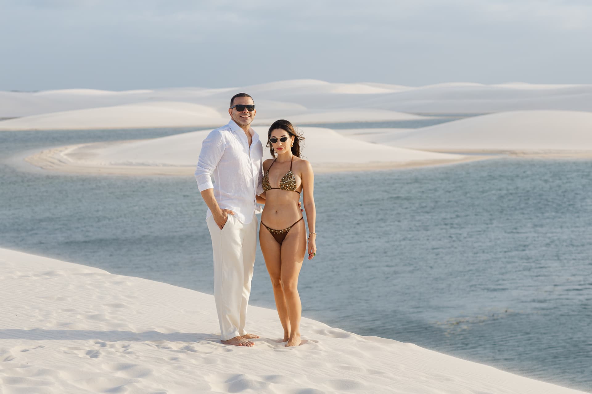 Lívia e José, beijo ao pôr do sol nas dunas, Santo Amaro, Lençóis Maranhenses