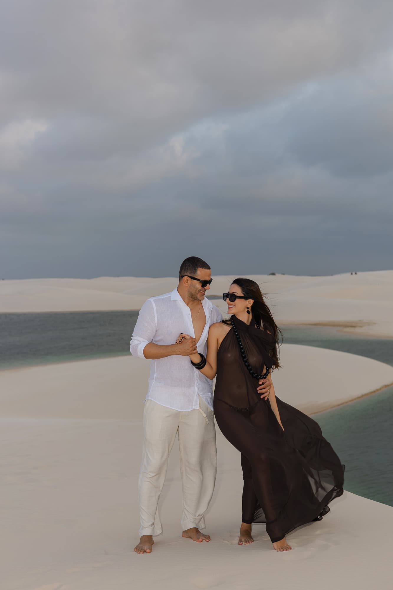 Lívia e José, ensaio fotográfico nas dunas brancas, Santo Amaro, Lençóis Maranhenses