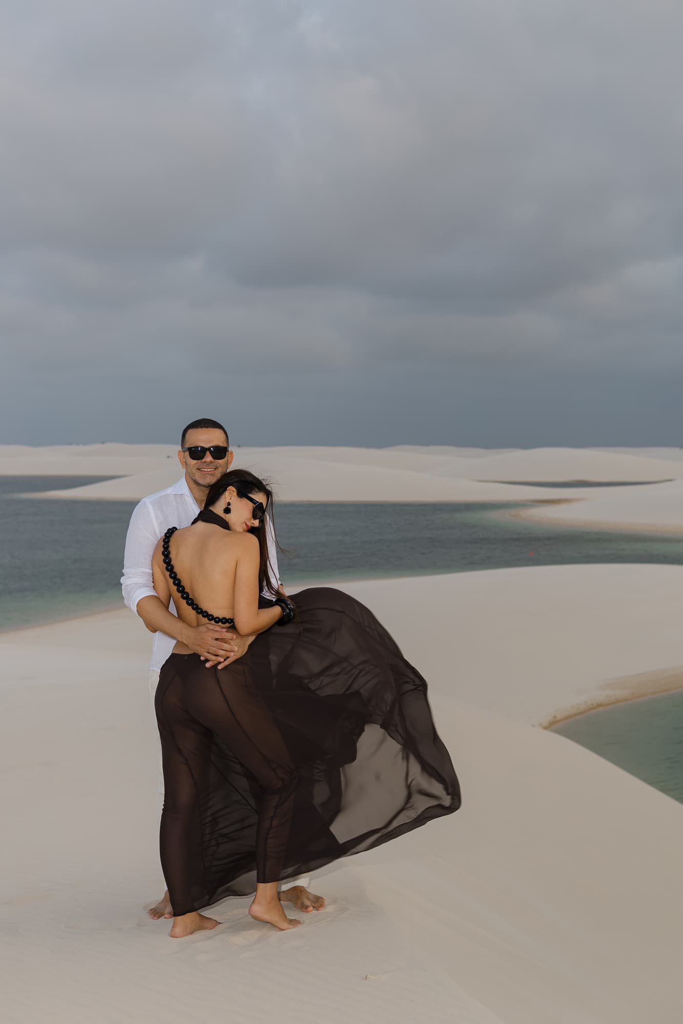 Lívia e José, retrato nas lagoas cristalinas, Santo Amaro, Lençóis Maranhenses