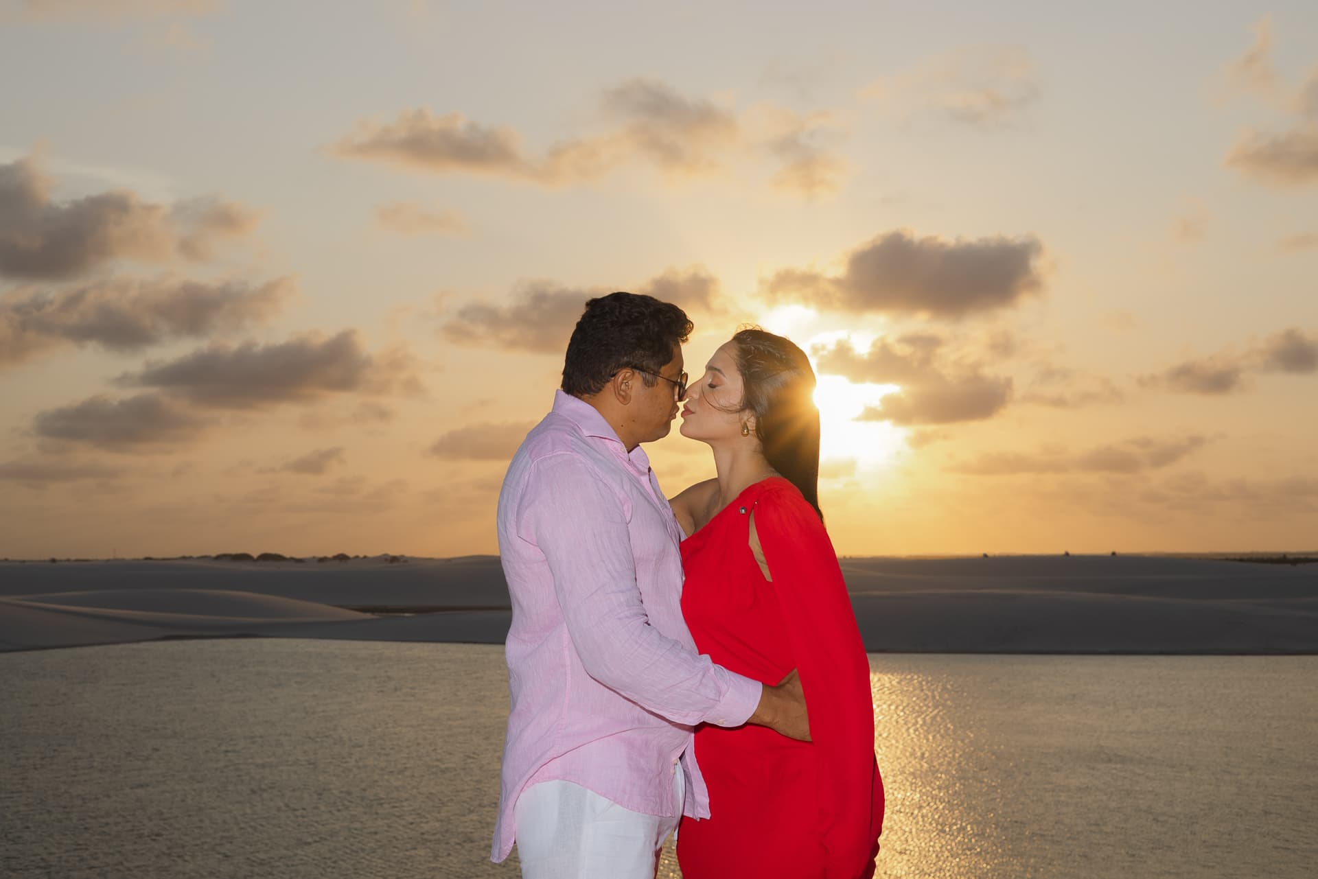 Maria Clara e José Emídio, retrato da gestação ao ar livre, Santo Amaro, Lençóis Maranhenses