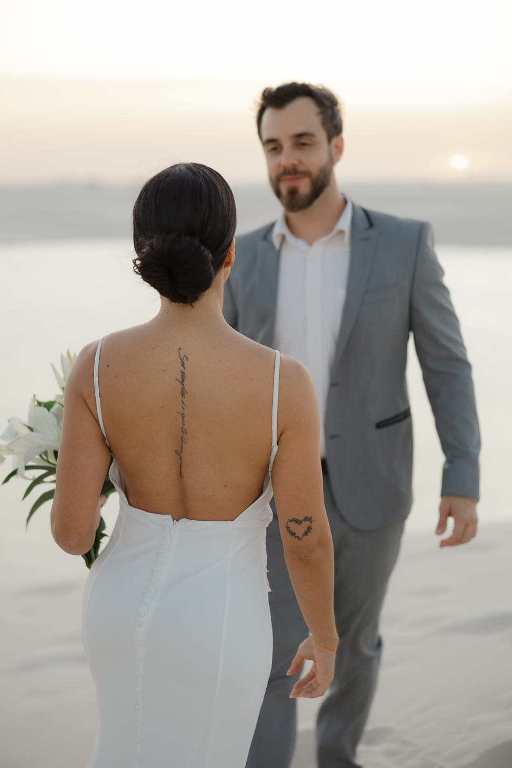 Mariana e Robson, silhueta ao entardecer, Santo Amaro, Lençóis Maranhenses