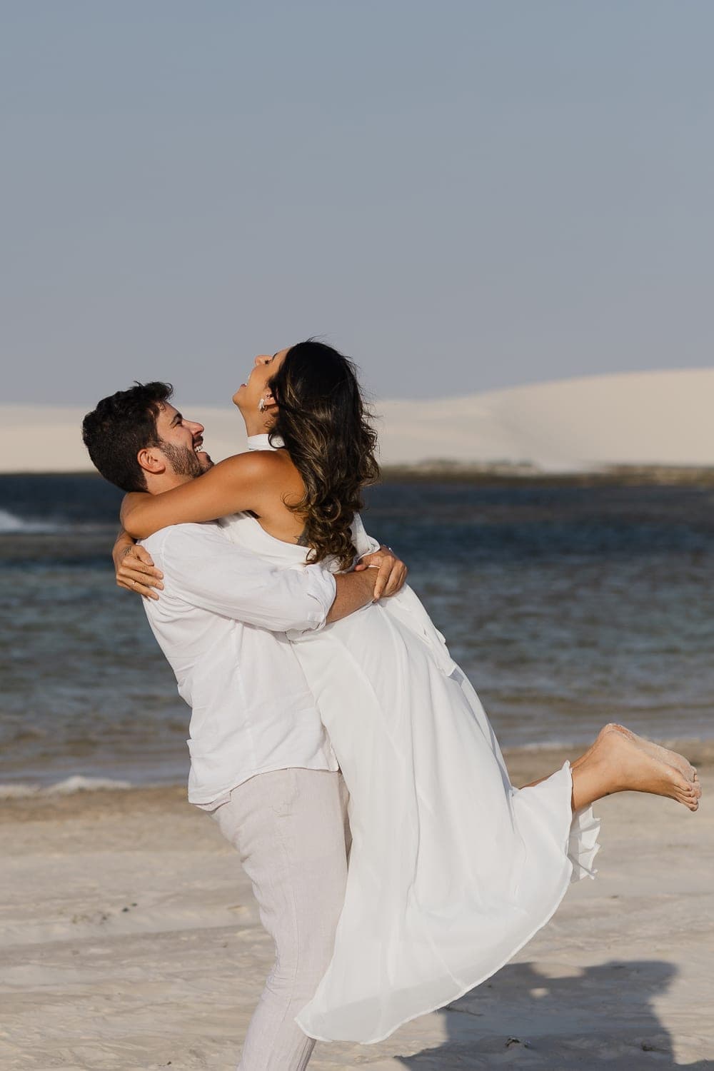 Marina e Luís Augusto, retrato nas lagoas cristalinas, Barreirinhas, Lençóis Maranhenses