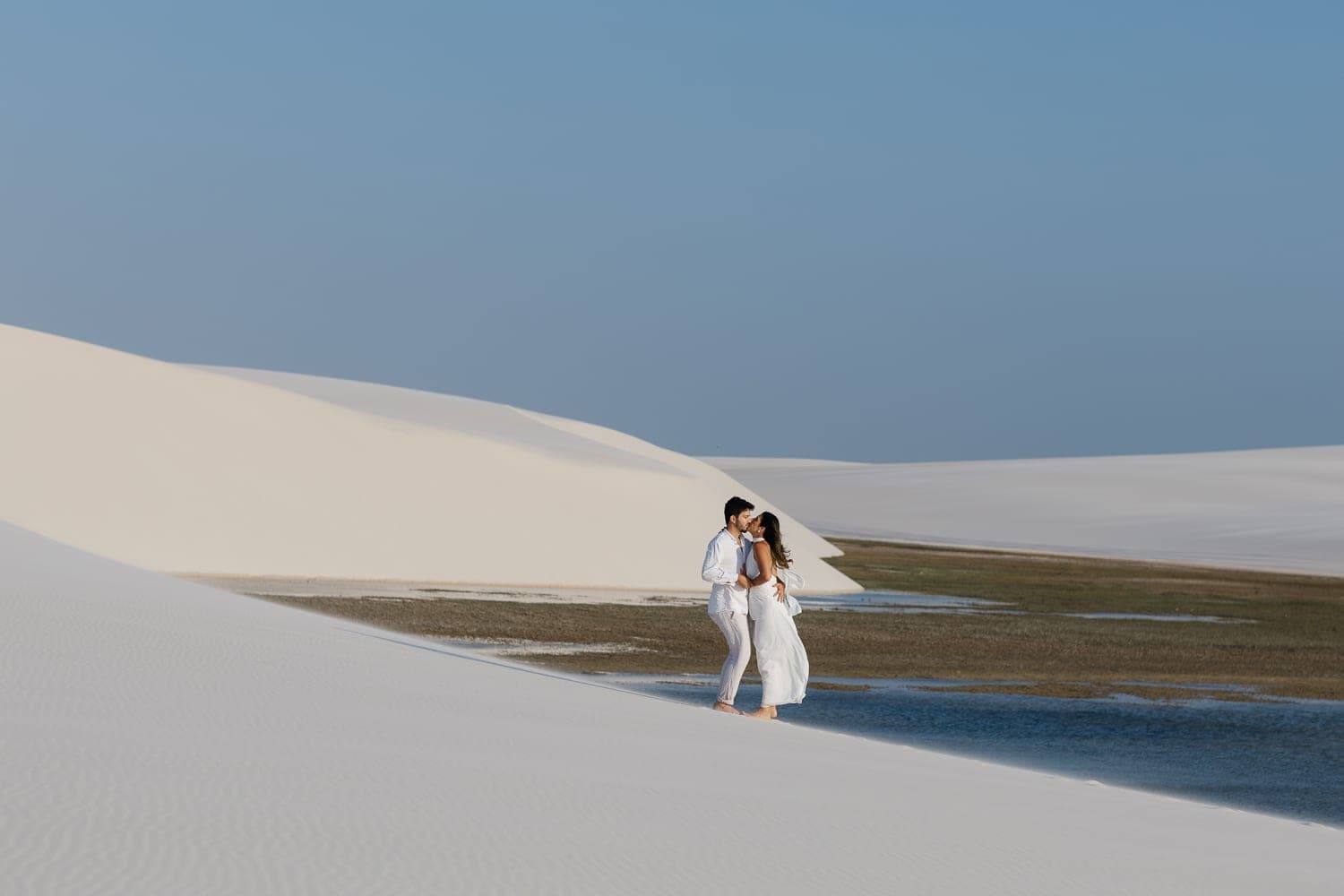 Marina e Luís Augusto, retrato ao ar livre nos Lençóis, Barreirinhas, Lençóis Maranhenses