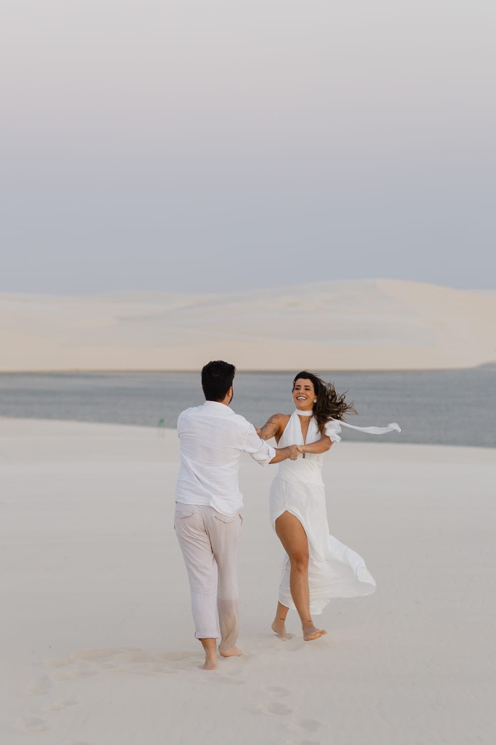 Marina e Luís Augusto, close romântico do casal, Barreirinhas, Lençóis Maranhenses