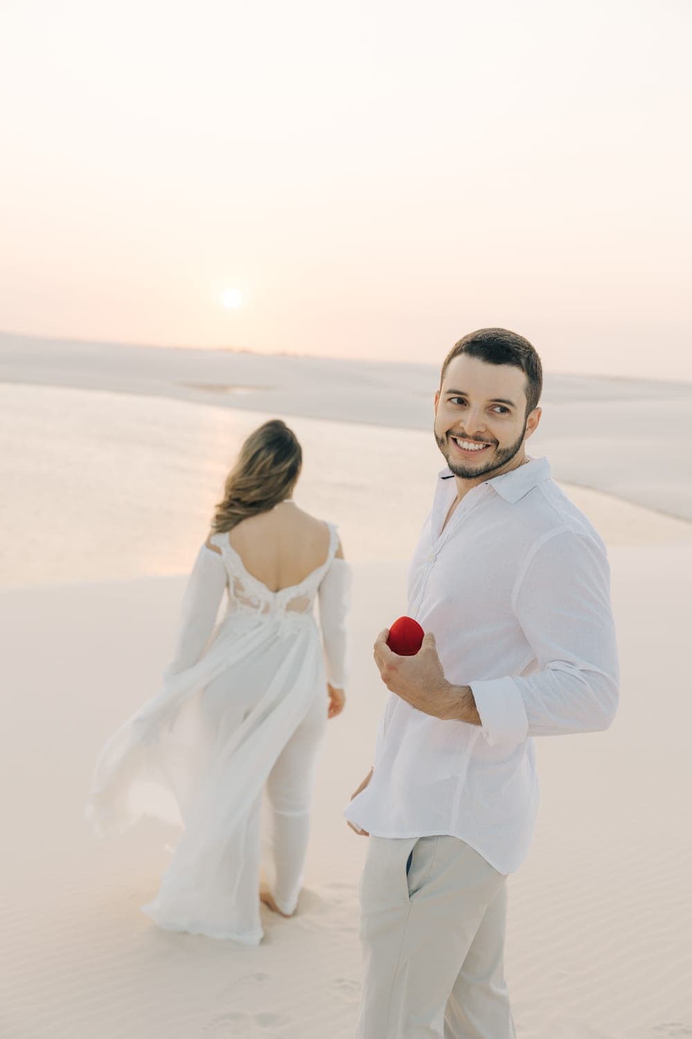 Myrella e Ramon, retrato ao ar livre nos Lençóis, Santo Amaro, Lençóis Maranhenses