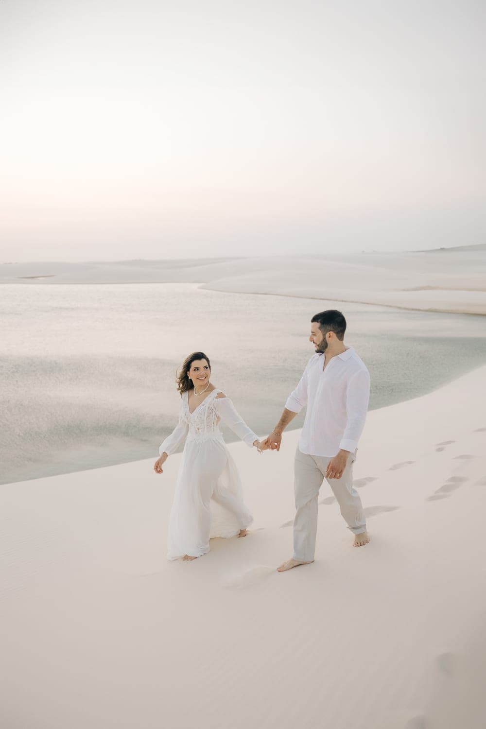 Myrella e Ramon, momento espontâneo do casal, Santo Amaro, Lençóis Maranhenses