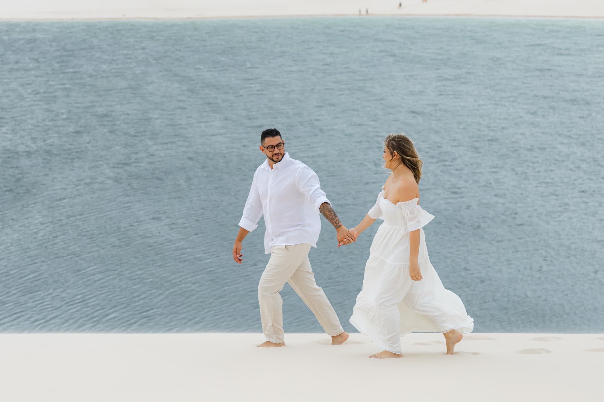 Thays e Jorge, casal nas lagoas azuis, Santo Amaro, Lençóis Maranhenses