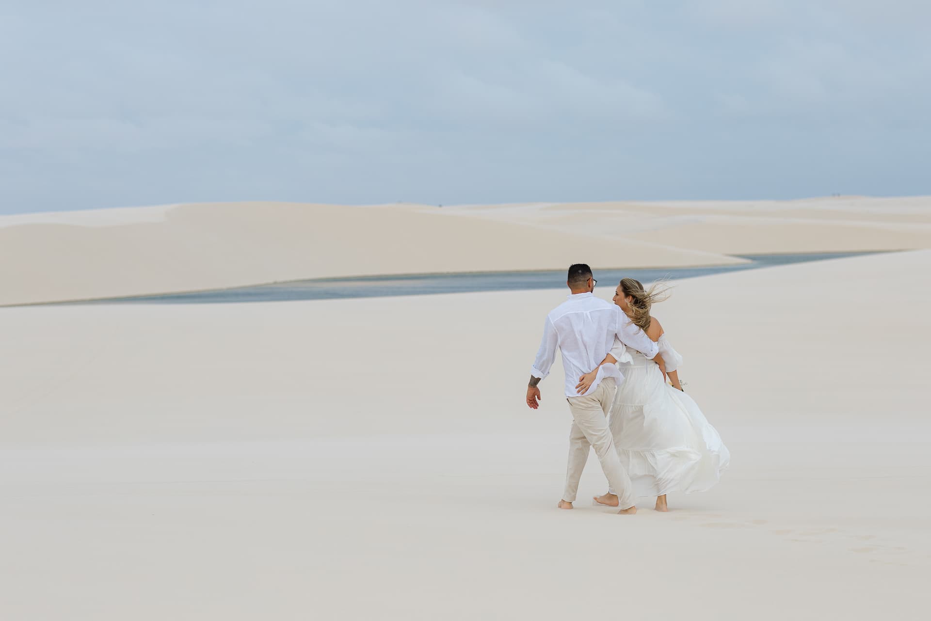 Thays e Jorge, momento espontâneo do casal, Santo Amaro, Lençóis Maranhenses