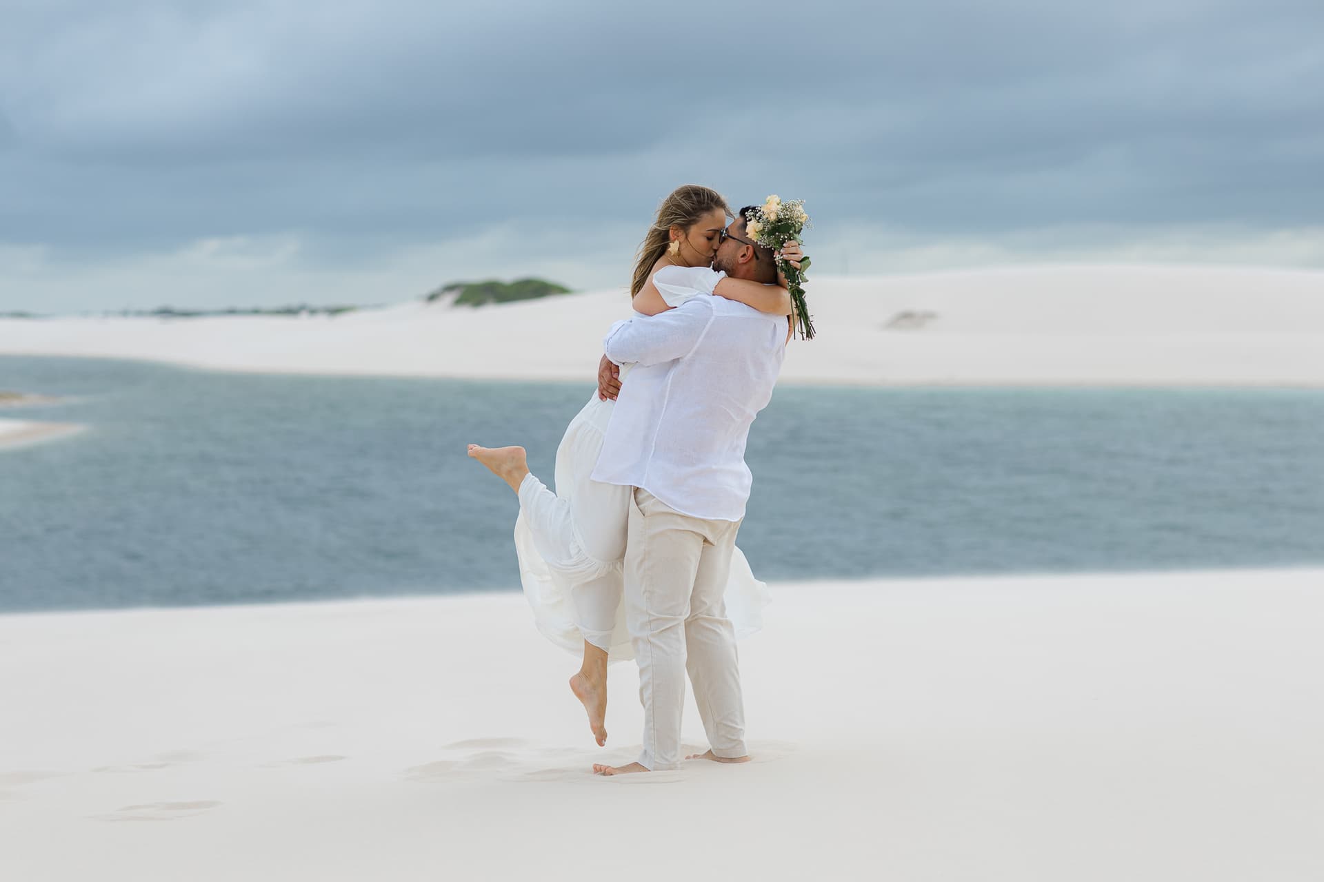 Thays e Jorge, retrato nas lagoas cristalinas, Santo Amaro, Lençóis Maranhenses