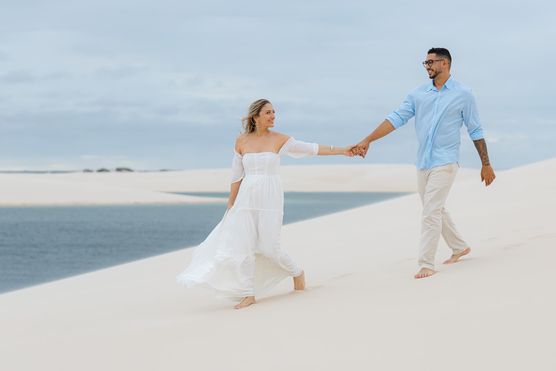 Thays e Jorge, momento espontâneo do casal, Santo Amaro, Lençóis Maranhenses