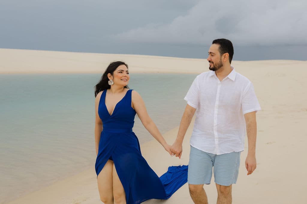 Vera Raquel e Gustavo, close romântico do casal, Santo Amaro, Lençóis Maranhenses