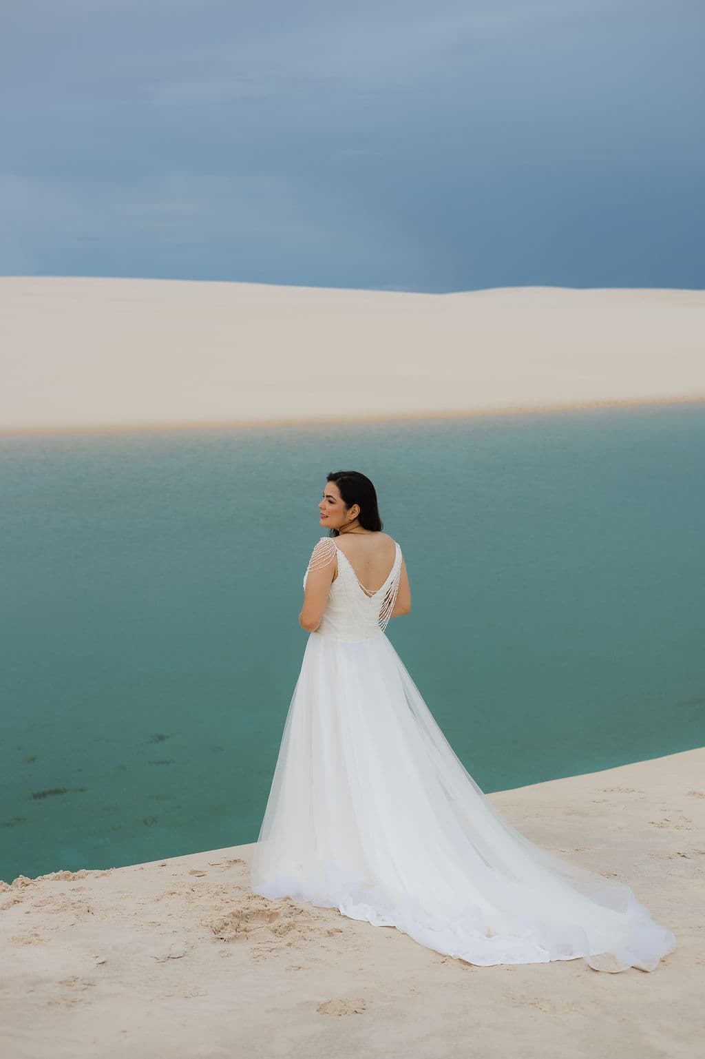 Vera Raquel e Gustavo, silhueta ao entardecer, Santo Amaro, Lençóis Maranhenses