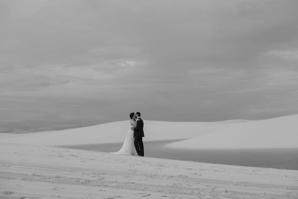 Vera Raquel e Gustavo, retrato nas lagoas cristalinas, Santo Amaro, Lençóis Maranhenses