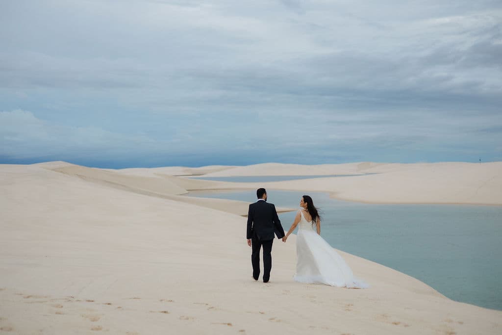 Vera Raquel e Gustavo, ensaio fotográfico nas dunas brancas, Santo Amaro, Lençóis Maranhenses
