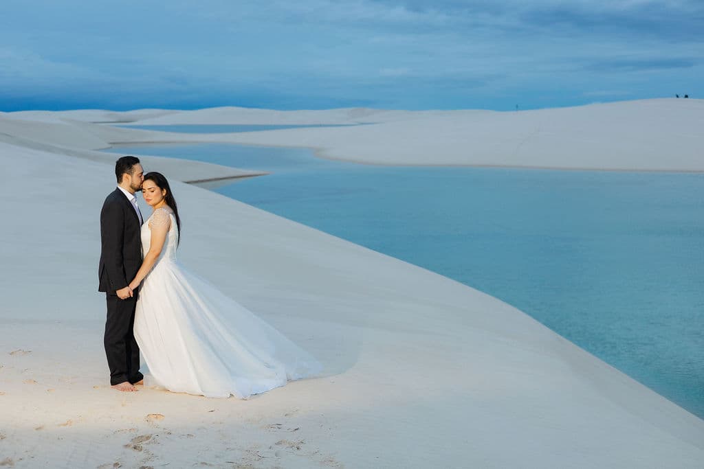 Vera Raquel e Gustavo, close romântico do casal, Santo Amaro, Lençóis Maranhenses