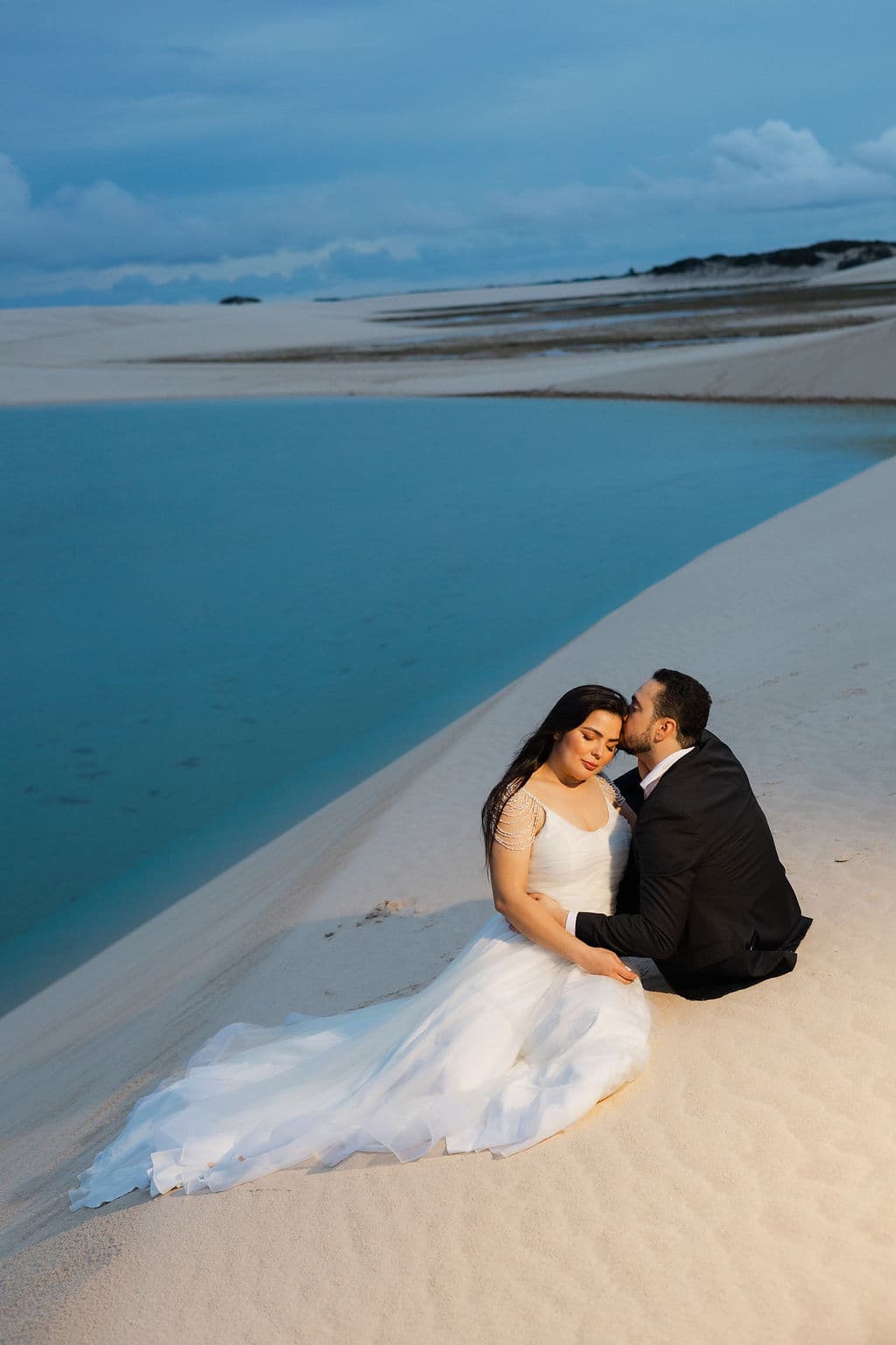 Vera Raquel e Gustavo, ensaio fotográfico nas dunas brancas, Santo Amaro, Lençóis Maranhenses