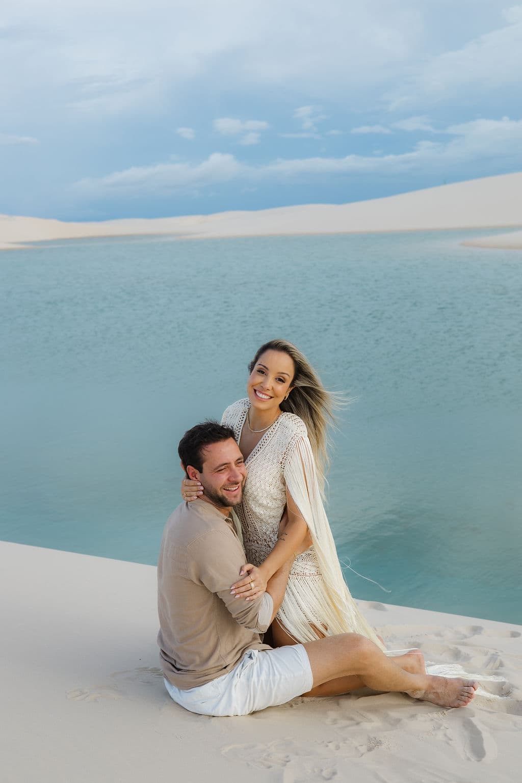 Winnie e José, beijo ao pôr do sol nas dunas, Santo Amaro, Lençóis Maranhenses