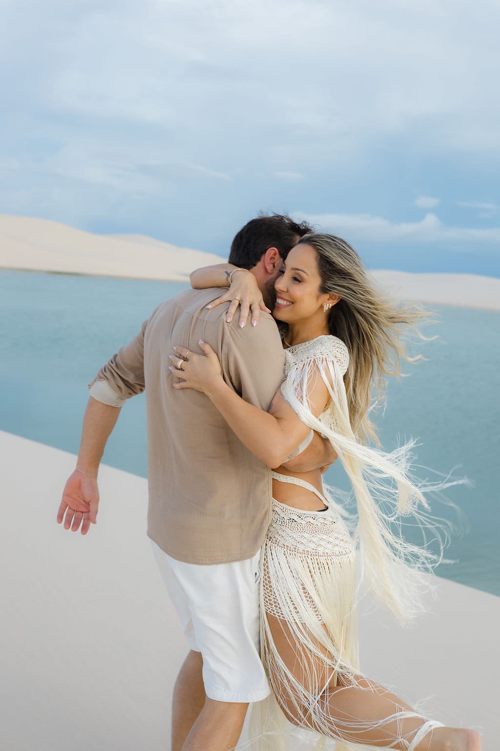 Winnie e José, casal nas lagoas azuis, Santo Amaro, Lençóis Maranhenses