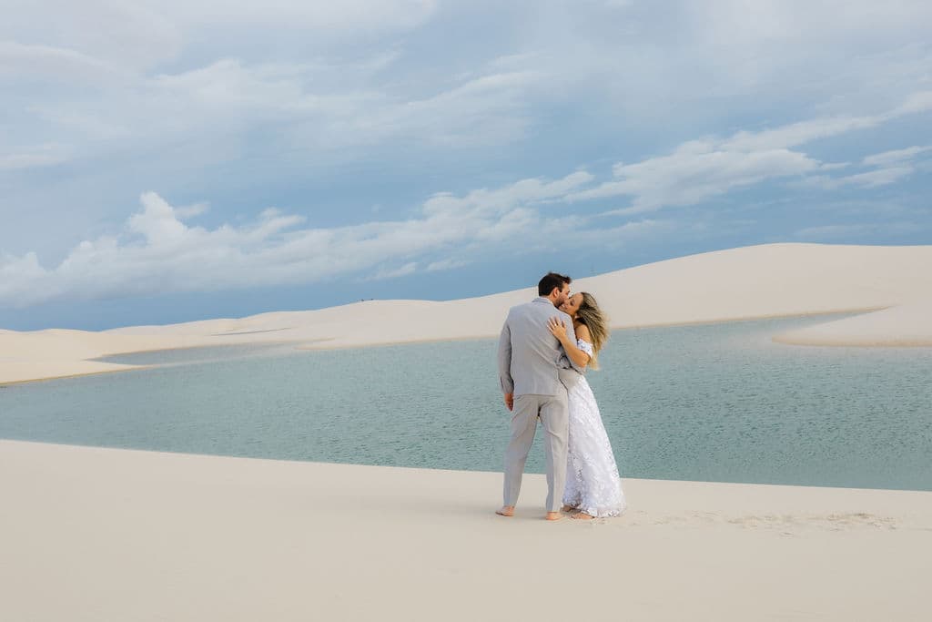 Winnie e José, retrato ao ar livre nos Lençóis, Santo Amaro, Lençóis Maranhenses