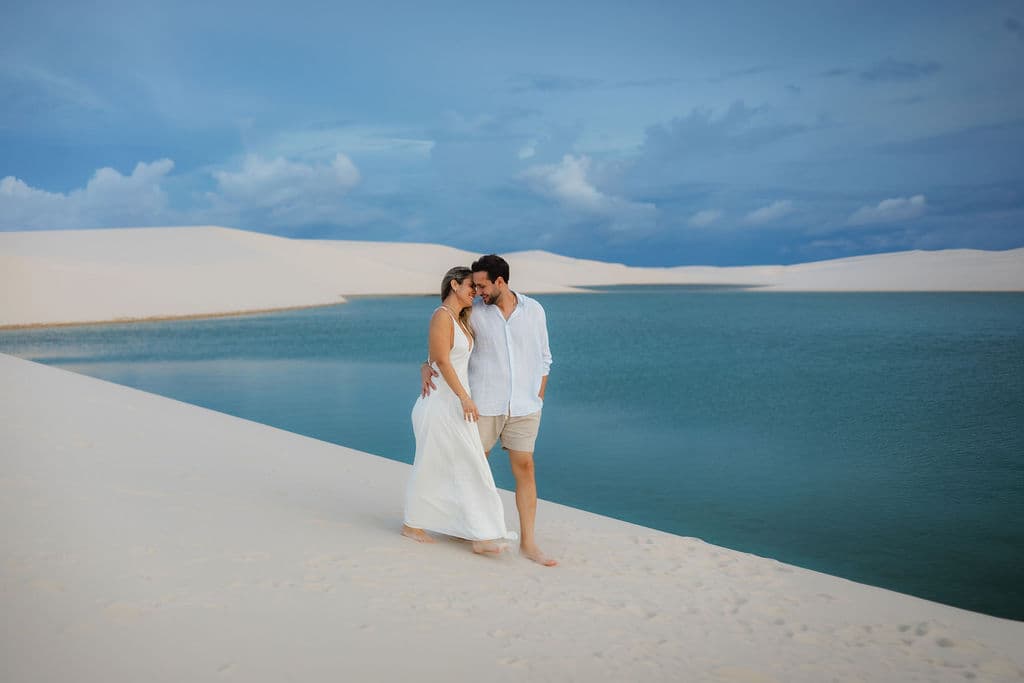 Winnie e José, retrato ao ar livre nos Lençóis, Santo Amaro, Lençóis Maranhenses