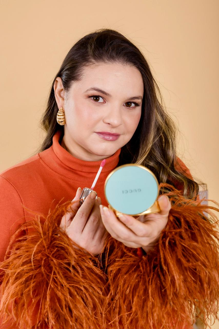 Priscilla Miranda, maquiadora profissional e consultora de imagem com experiência internacional, especializada em ensaios fotográficos nos Lençóis Maranhenses